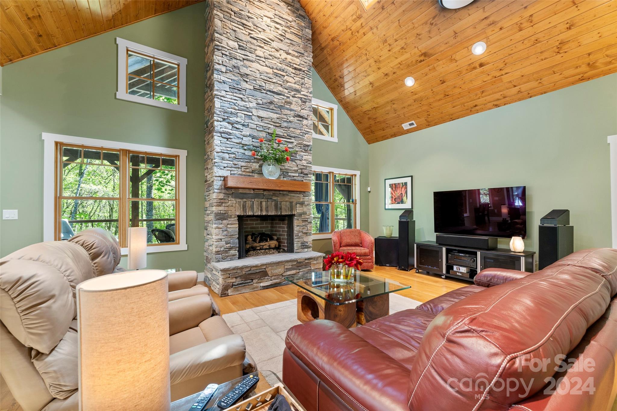 359 Newcastle Road Brevard, NC 28712 - Photo 10 of 48 Gallery Image 10