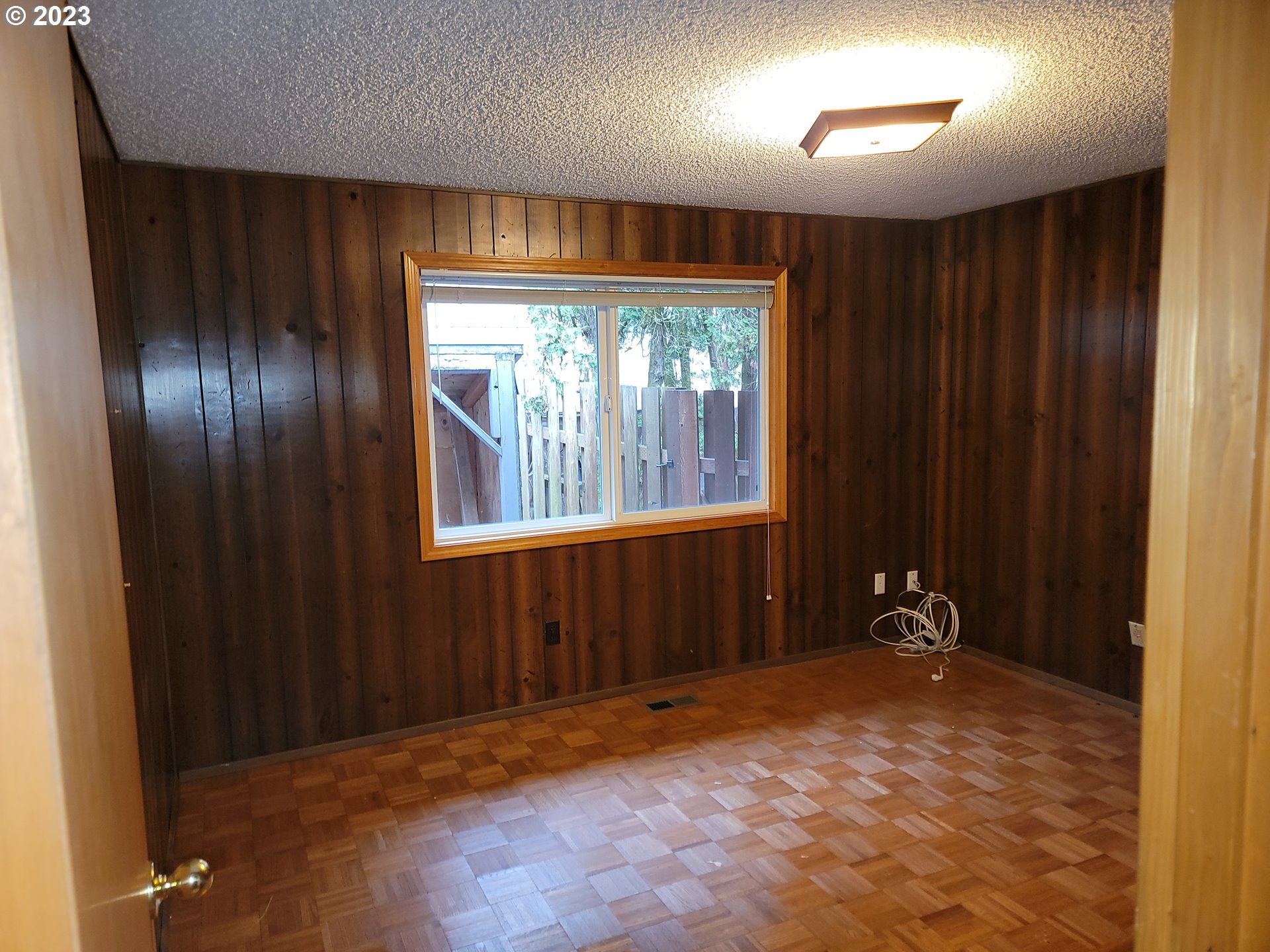 17515 Springhill Place Gladstone, OR 97027 - Photo 16 of 22 Gallery Image 16