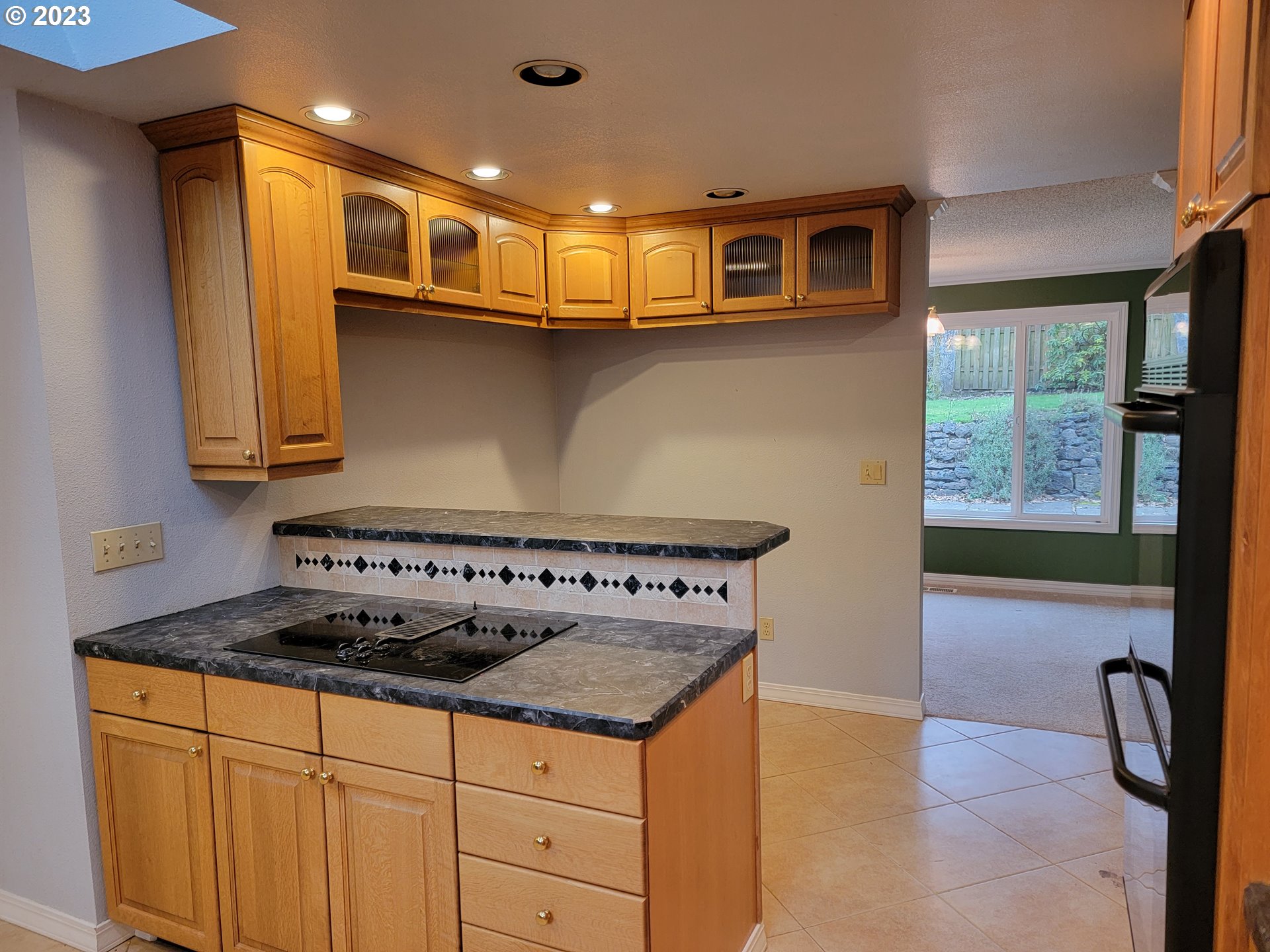 17515 Springhill Place Gladstone, OR 97027 - Photo 3 of 22 Gallery Image 3