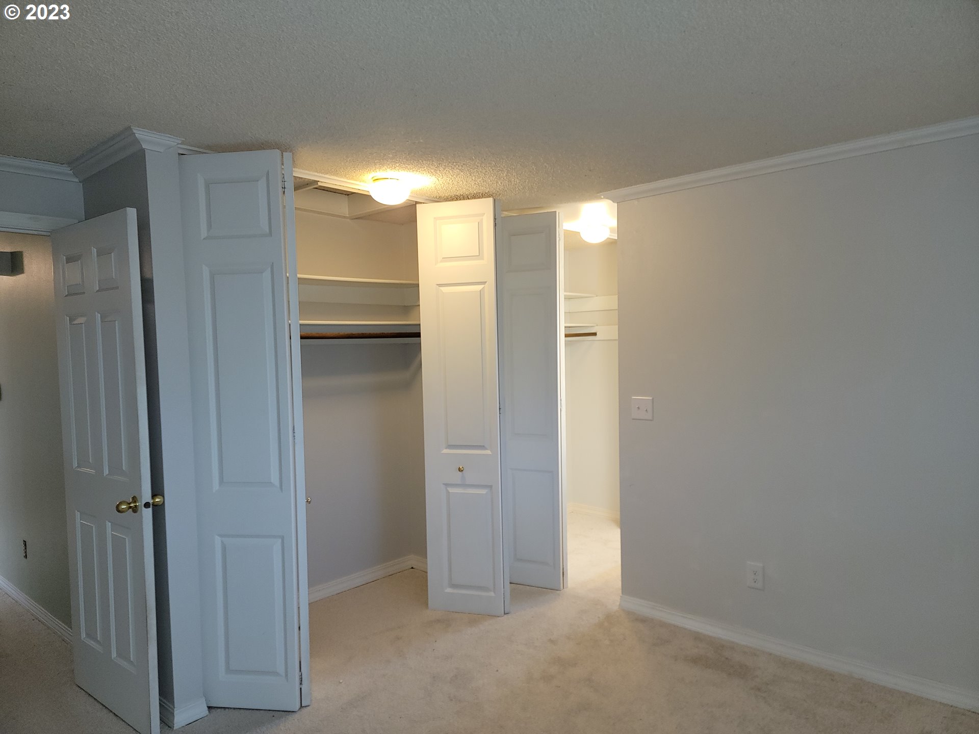 17515 Springhill Place Gladstone, OR 97027 - Photo 10 of 22 Gallery Image 10