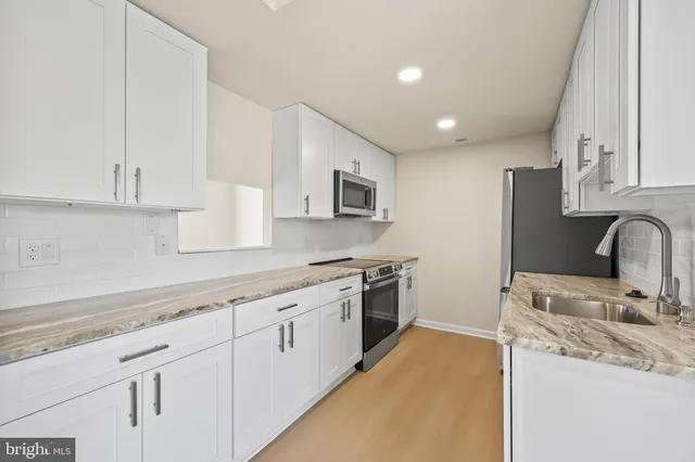 $3,231 | 2520 Linwood Lane, Woodbridge, VA 22192