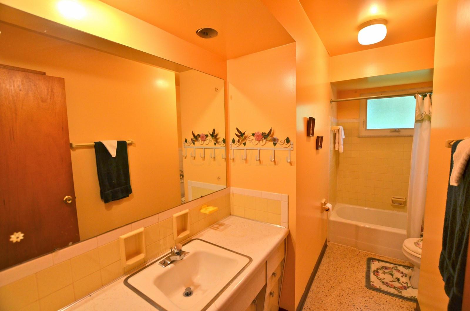 5340 Sprucewood Road Columbus, OH 43229 - Photo 22 of 31