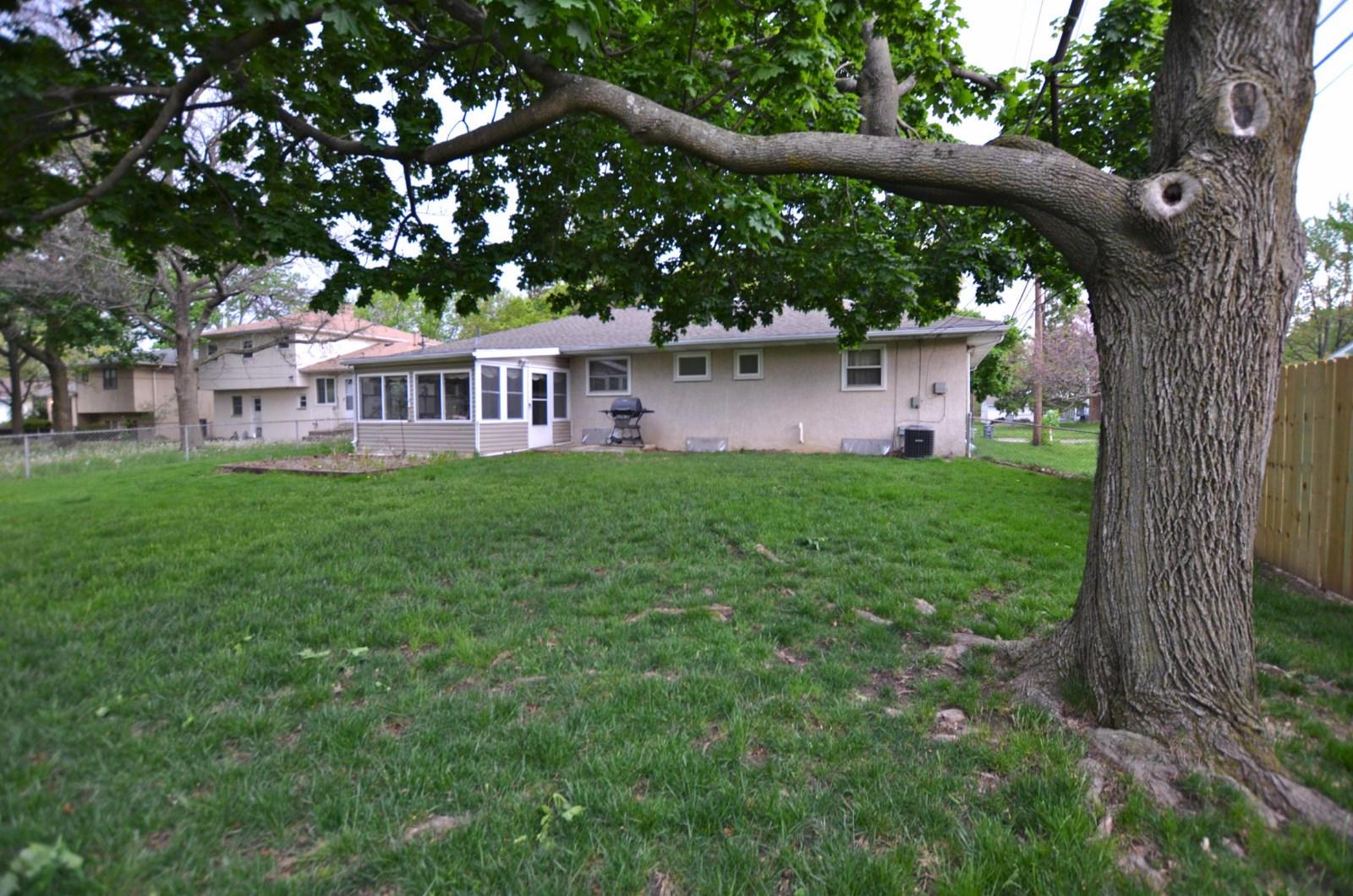 5340 Sprucewood Road Columbus, OH 43229 - Photo 28 of 31