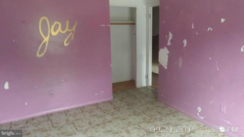 5679 Leiden Road Baltimore, MD 21206 - Photo 9 of 12 Bedroom