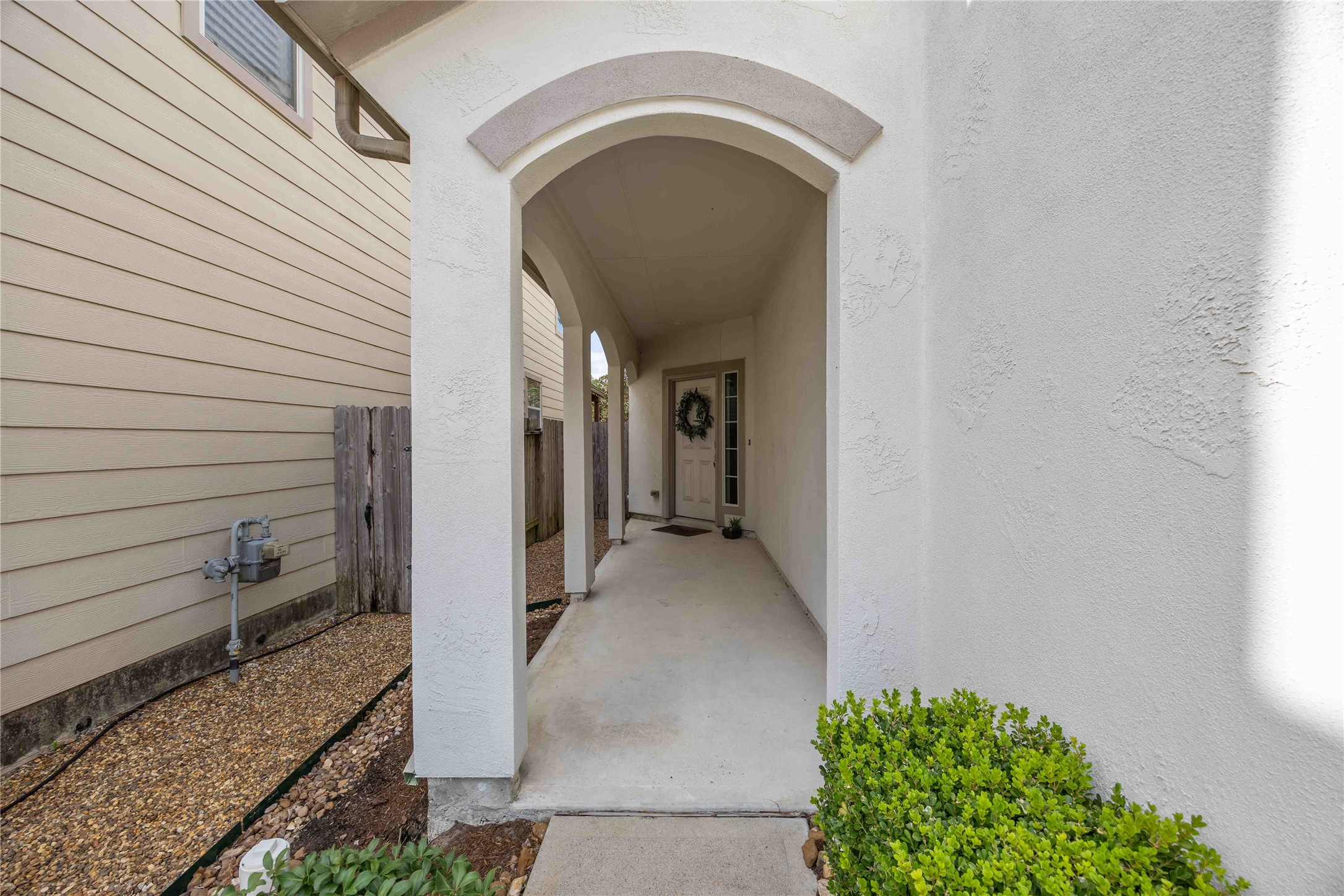 2019 Falcon Reach Drive Houston, TX 77080 - Photo 3 of 30 a view of a entryway door of the house