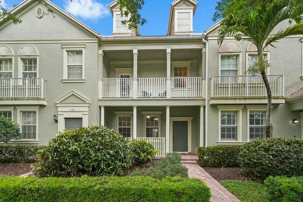 $460,000 | 174 West Thatch Palm Circle, Jupiter, FL 33458