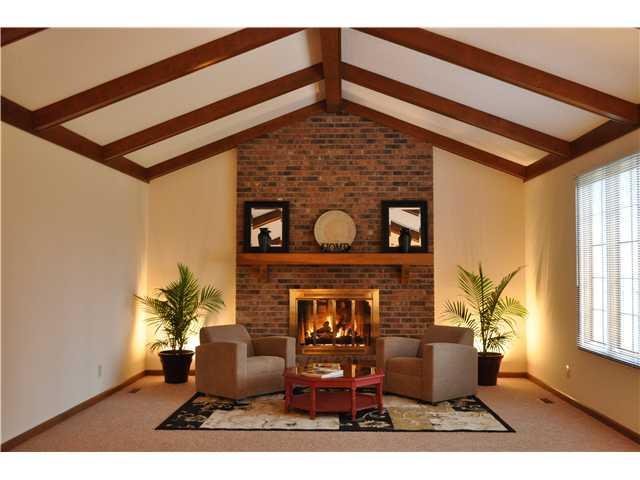 12487 Brompton Road Carmel, IN 46033 - Photo 9 of 19 Gallery Image 9