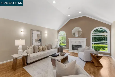 $3,095,000 | 70 Ridgecrest Court, Lafayette, CA 94549