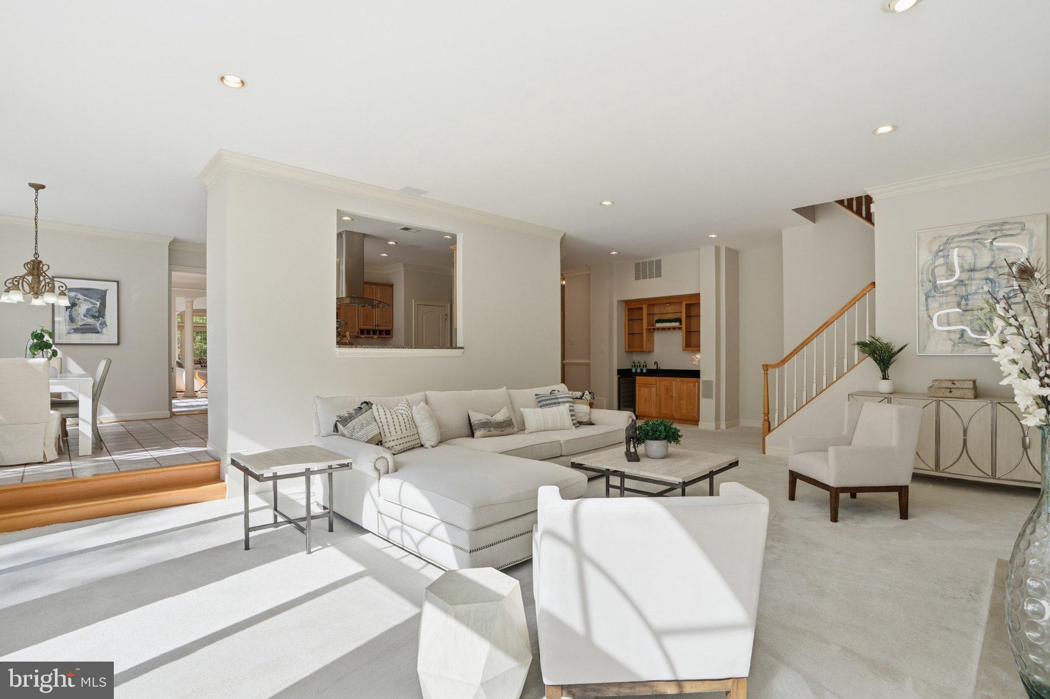 891 Chinquapin Road McLean, VA 22102 - Photo 33 of 78 Bright and airy living space awaits.