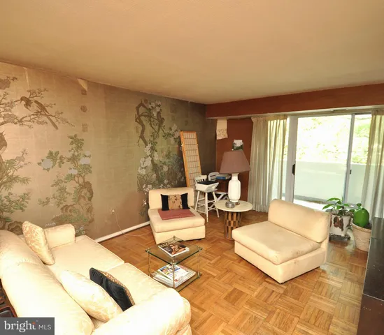 $299,000 | 700 7th Street Southwest, Unit 116, Washington, DC 20024