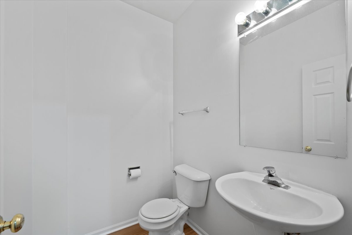 959 Genesee Drive Naperville, IL 60563 - Photo 11 of 21