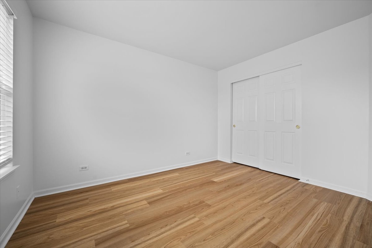 959 Genesee Drive Naperville, IL 60563 - Photo 13 of 21