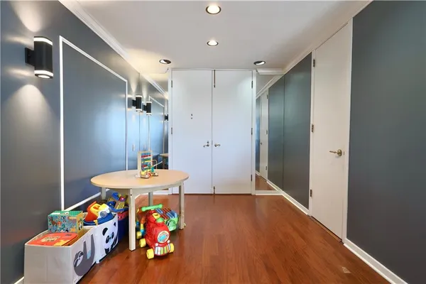 $2,975 | 2525 Greensburg Pike, Unit 305, Pittsburgh, PA 15221