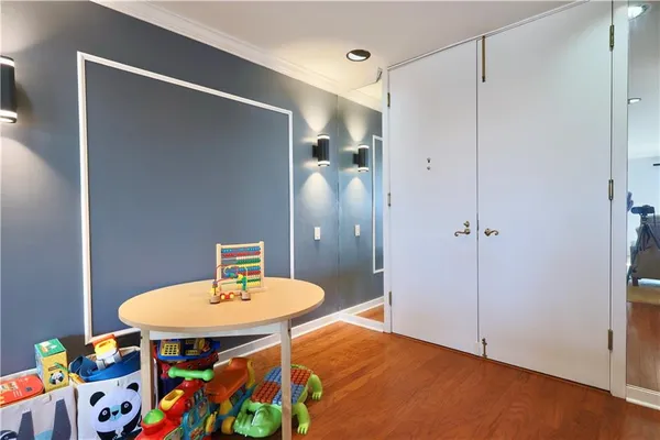 $2,975 | 2525 Greensburg Pike, Unit 305, Pittsburgh, PA 15221