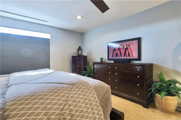 $2,975 | 2525 Greensburg Pike, Unit 305, Pittsburgh, PA 15221