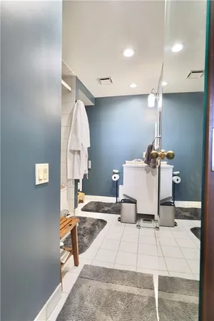 $2,975 | 2525 Greensburg Pike, Unit 305, Pittsburgh, PA 15221