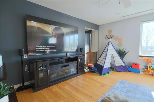 $2,975 | 2525 Greensburg Pike, Unit 305, Pittsburgh, PA 15221