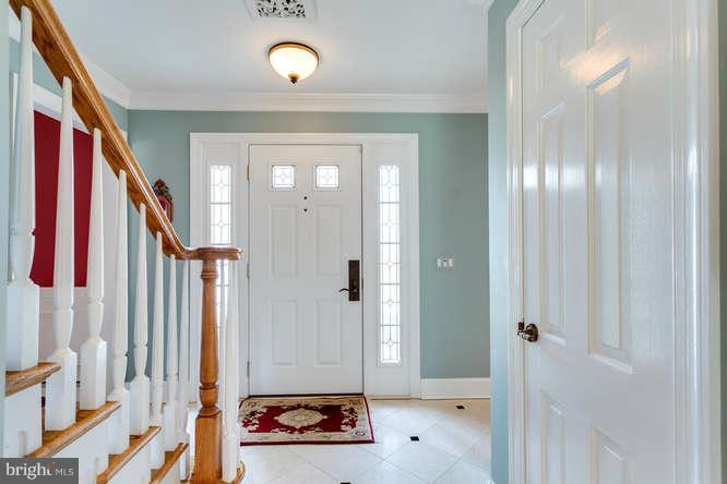8021 Falstaff Road McLean, VA 22102 - Photo 2 of 27 Interior (General)