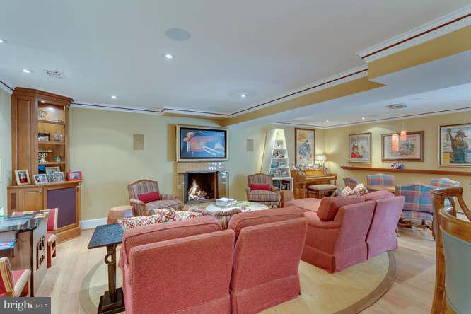 8021 Falstaff Road McLean, VA 22102 - Photo 18 of 27 Basement