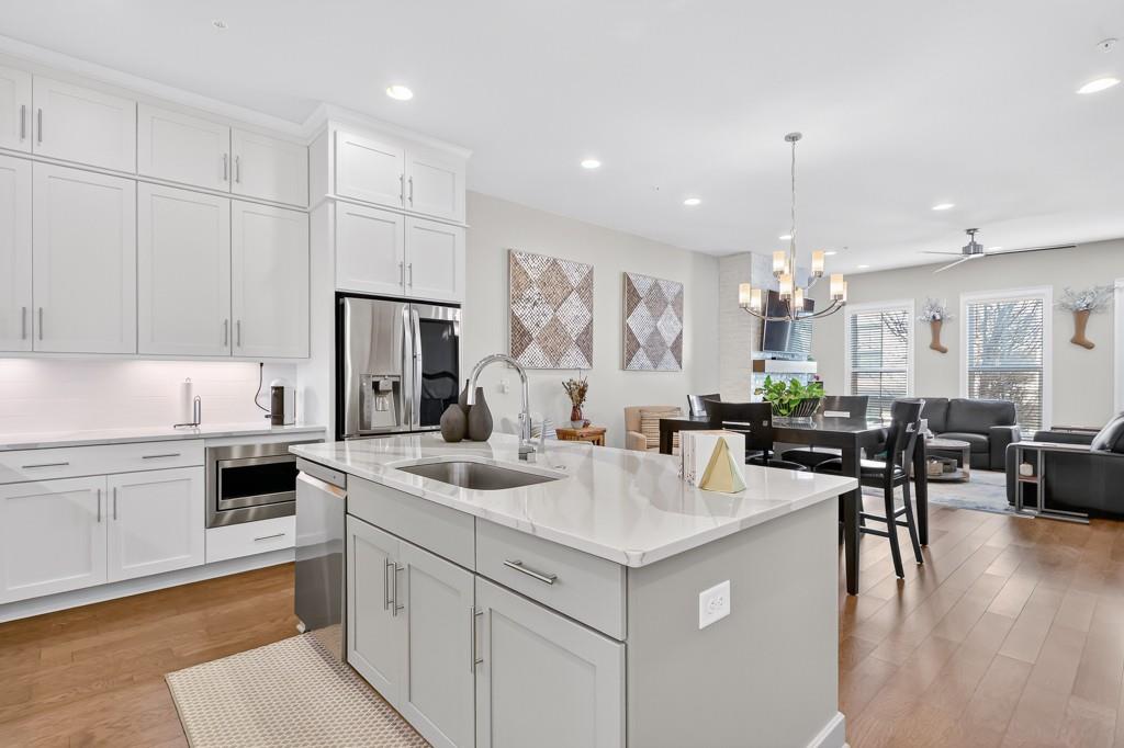 304 Liberty Way Woodstock, GA 30188 - Photo 10 of 42