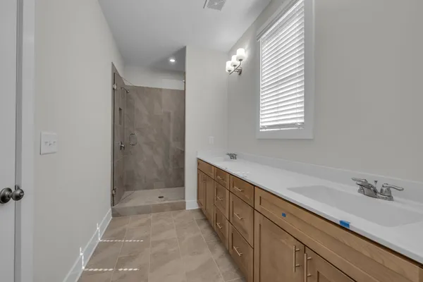 $433,500 | 2592 Butlers Green Circle, Unit 9, Chattanooga, TN 37421
