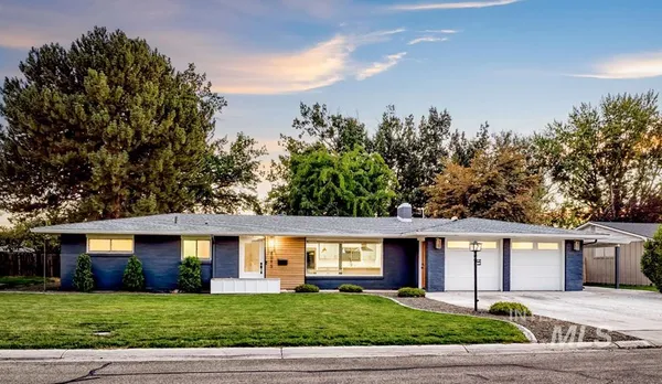 $649,900 | 4015 West Hillcrest Drive, Boise, ID 83705