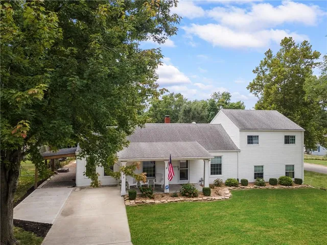 $325,000 | 1305 West 29th Street South, Independence, MO 64052