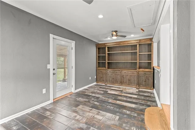 $325,000 | 1305 West 29th Street South, Independence, MO 64052