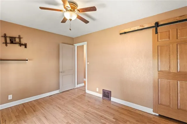 $325,000 | 1305 West 29th Street South, Independence, MO 64052