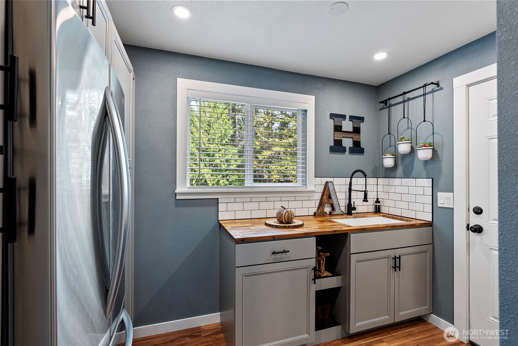 5571 Southeast Nelson Road Olalla, WA 98359 - Photo 21 of 39 Gallery Image 21