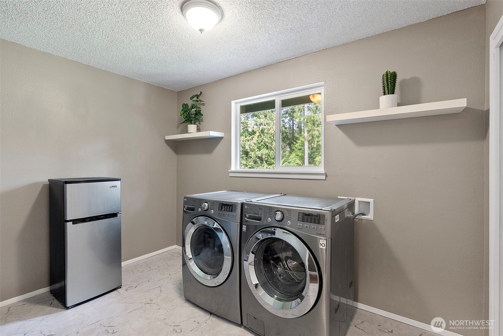 5571 Southeast Nelson Road Olalla, WA 98359 - Photo 28 of 39 Gallery Image 28