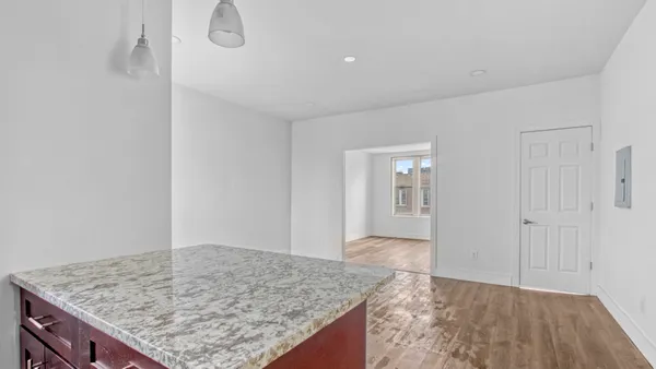 $4,250 | 327 Midwood Street, Unit 2 | Prospect Lefferts Gardens