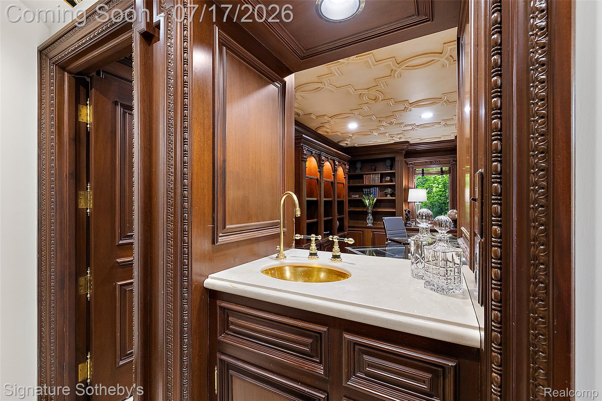 1235 Westview Road Bloomfield Hills, MI 48304 - Photo 21 of 77 056-1235 Westview-56.jpg
