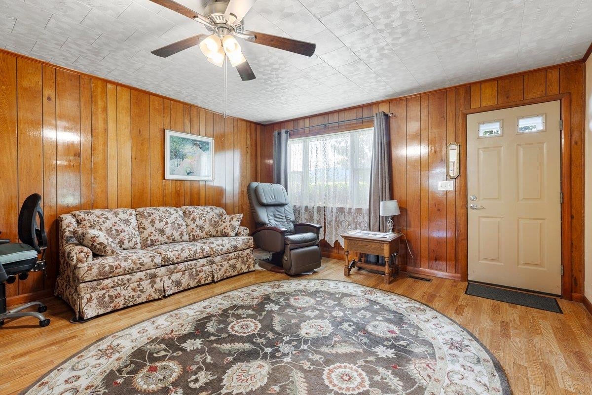 105 Possum Hollow Road Narrows, VA 24124 - Photo 12 of 60 Gallery Image 12