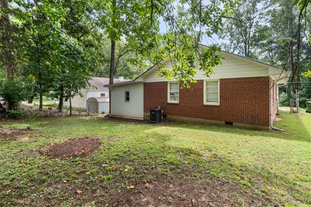 1935 Handley Avenue Southwest Atlanta, GA 30310 - Photo 22 of 23