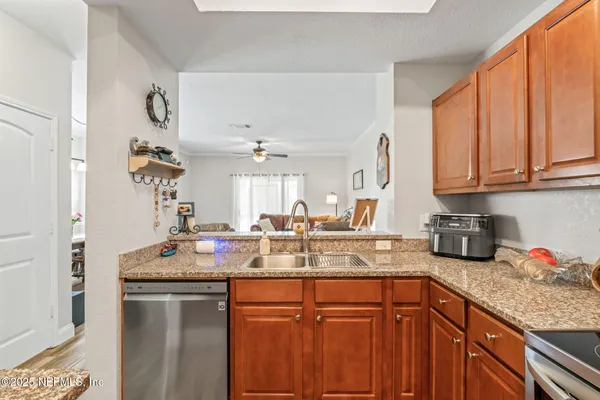 $263,900 | 10200 Belle Rive Boulevard, Unit 4701, Jacksonville, FL 32256