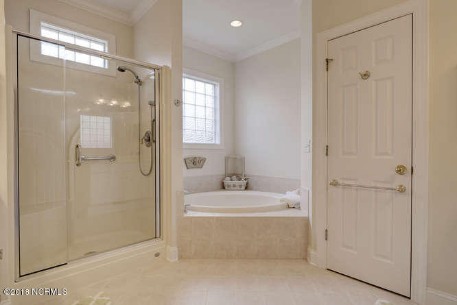 802 Fox Ridge Lane Wilmington, NC 28405 - Photo 20 of 33 802 Fox Ridge Ln Wilmington NC-small-020