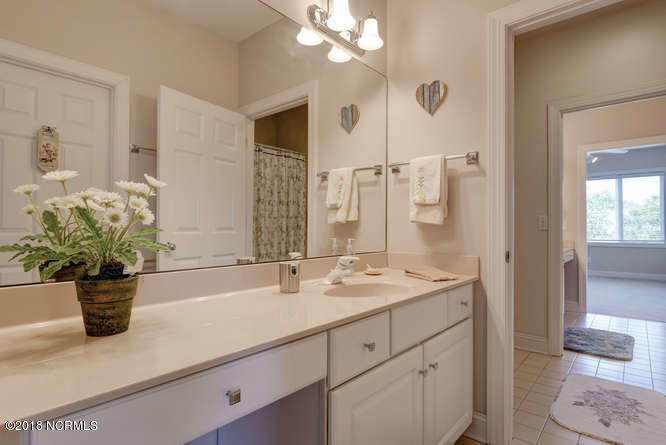 802 Fox Ridge Lane Wilmington, NC 28405 - Photo 24 of 33 802 Fox Ridge Ln Wilmington NC-small-025