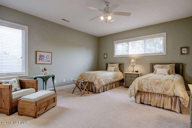 802 Fox Ridge Lane Wilmington, NC 28405 - Photo 25 of 33 802 Fox Ridge Ln Wilmington NC-small-026