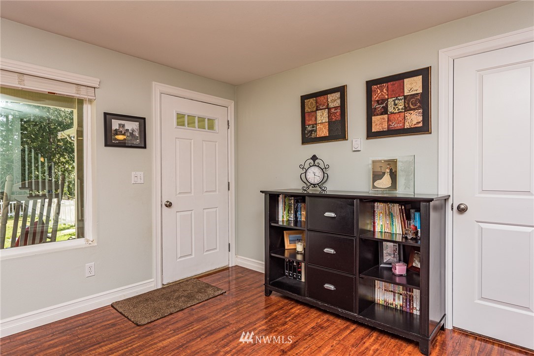 113 Brown Road Port Angeles, WA 98362 - Photo 3 of 36 Gallery Image 3