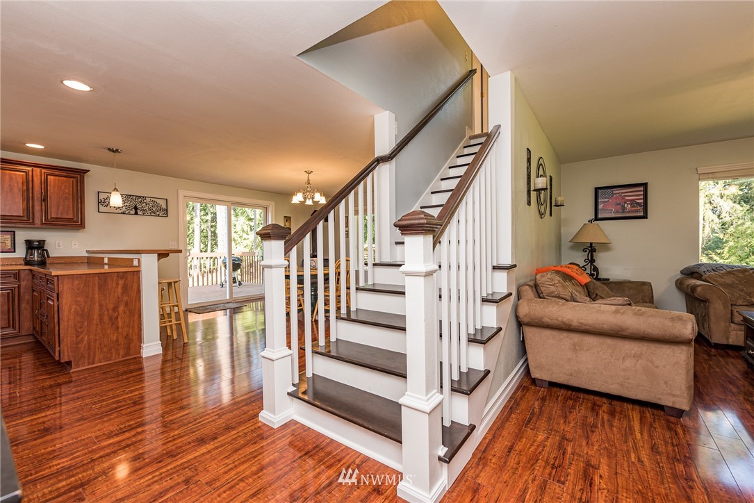 113 Brown Road Port Angeles, WA 98362 - Photo 5 of 36 Gallery Image 5