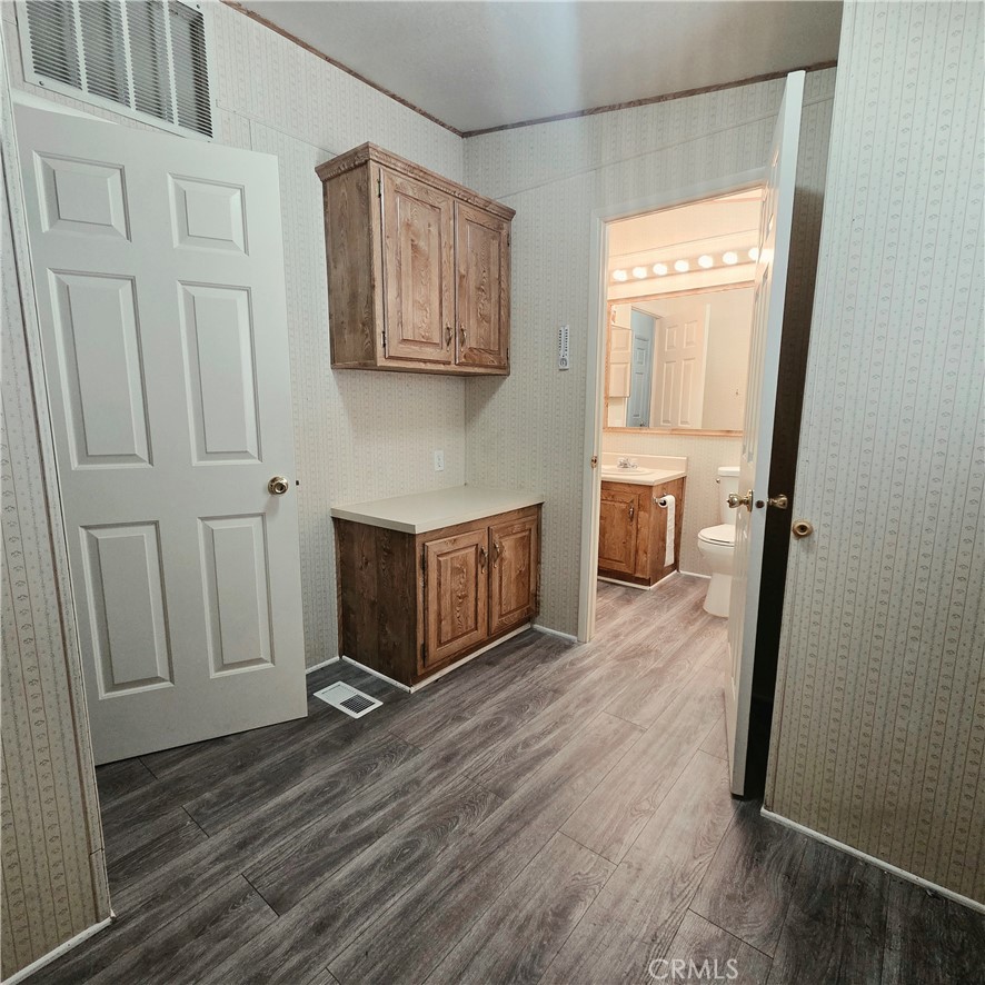 22601 Bear Valley Road, Unit 54 Apple Valley, CA 92308 - Photo 22 of 32