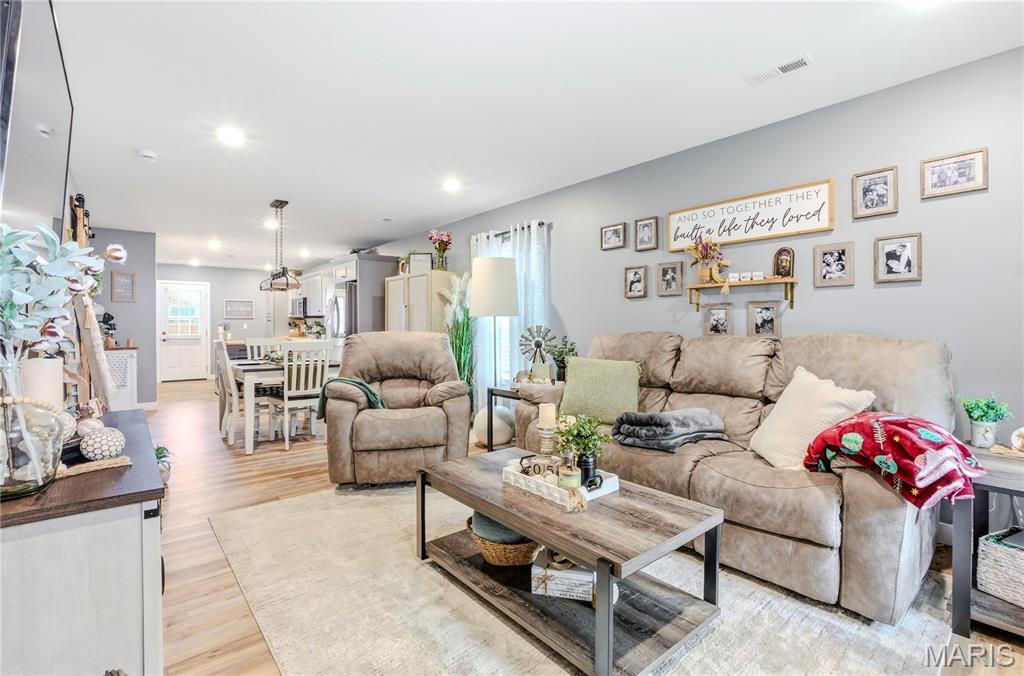 809 Concannon Street Moberly, MO 65270 - Photo 6 of 24