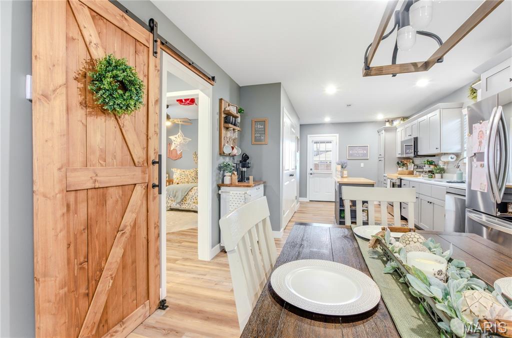 809 Concannon Street Moberly, MO 65270 - Photo 8 of 24