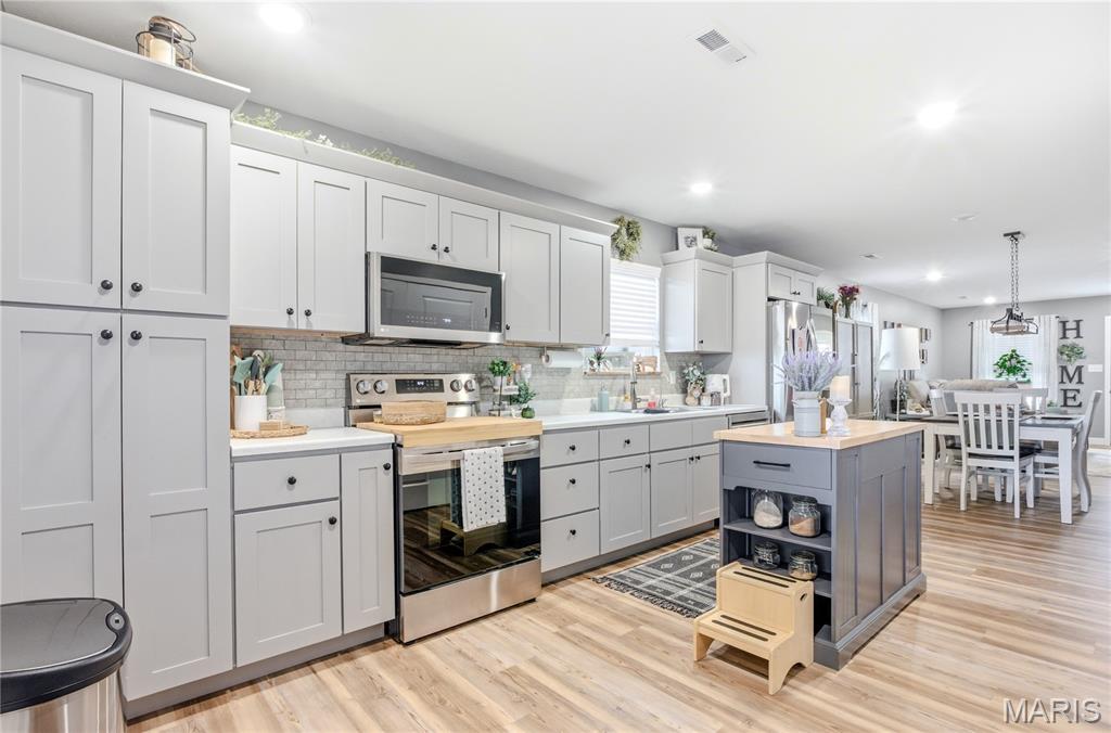 809 Concannon Street Moberly, MO 65270 - Photo 10 of 24