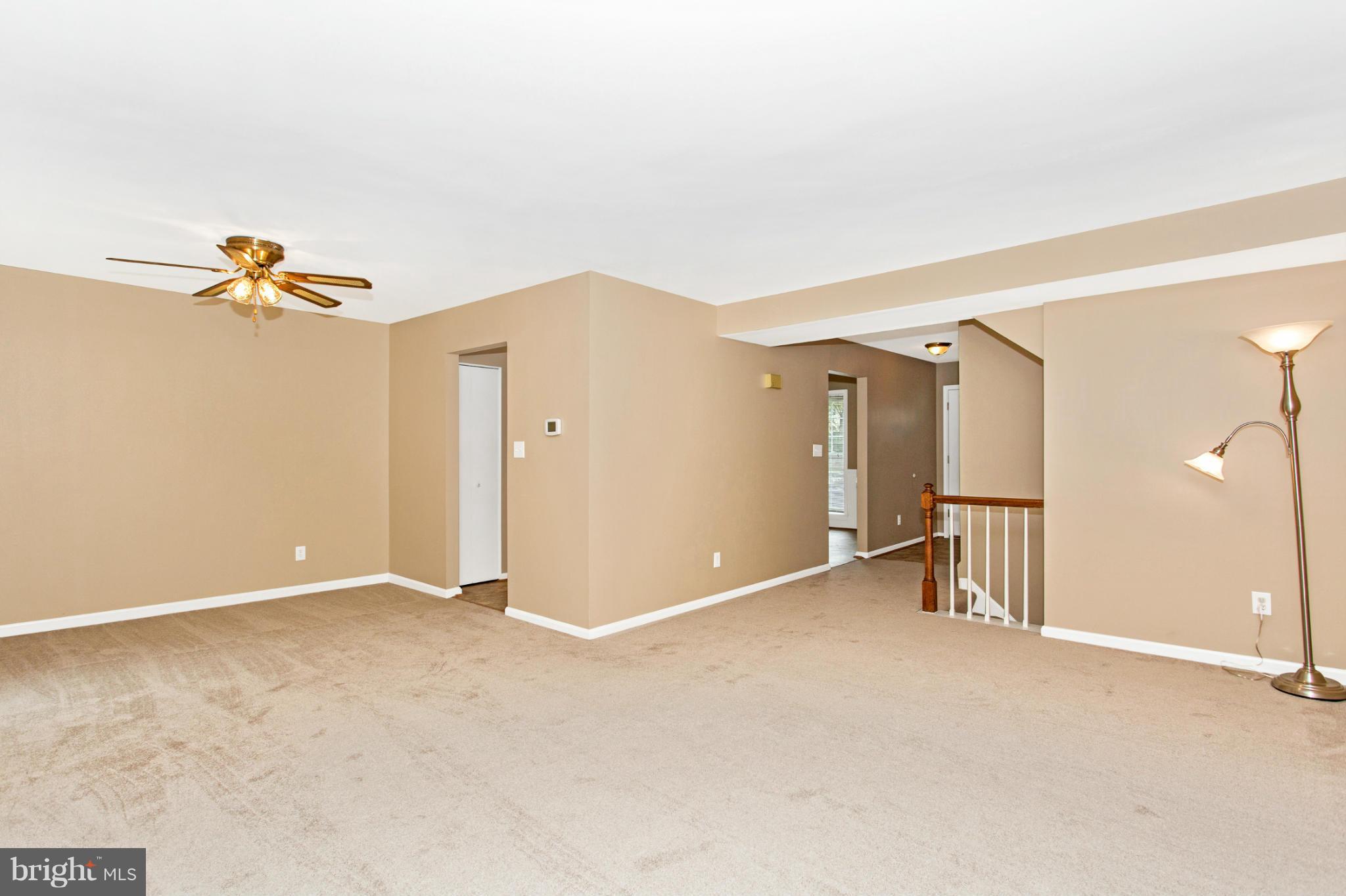 52 Oak Shade Road Gaithersburg, MD 20878 - Photo 8 of 30 Family Room