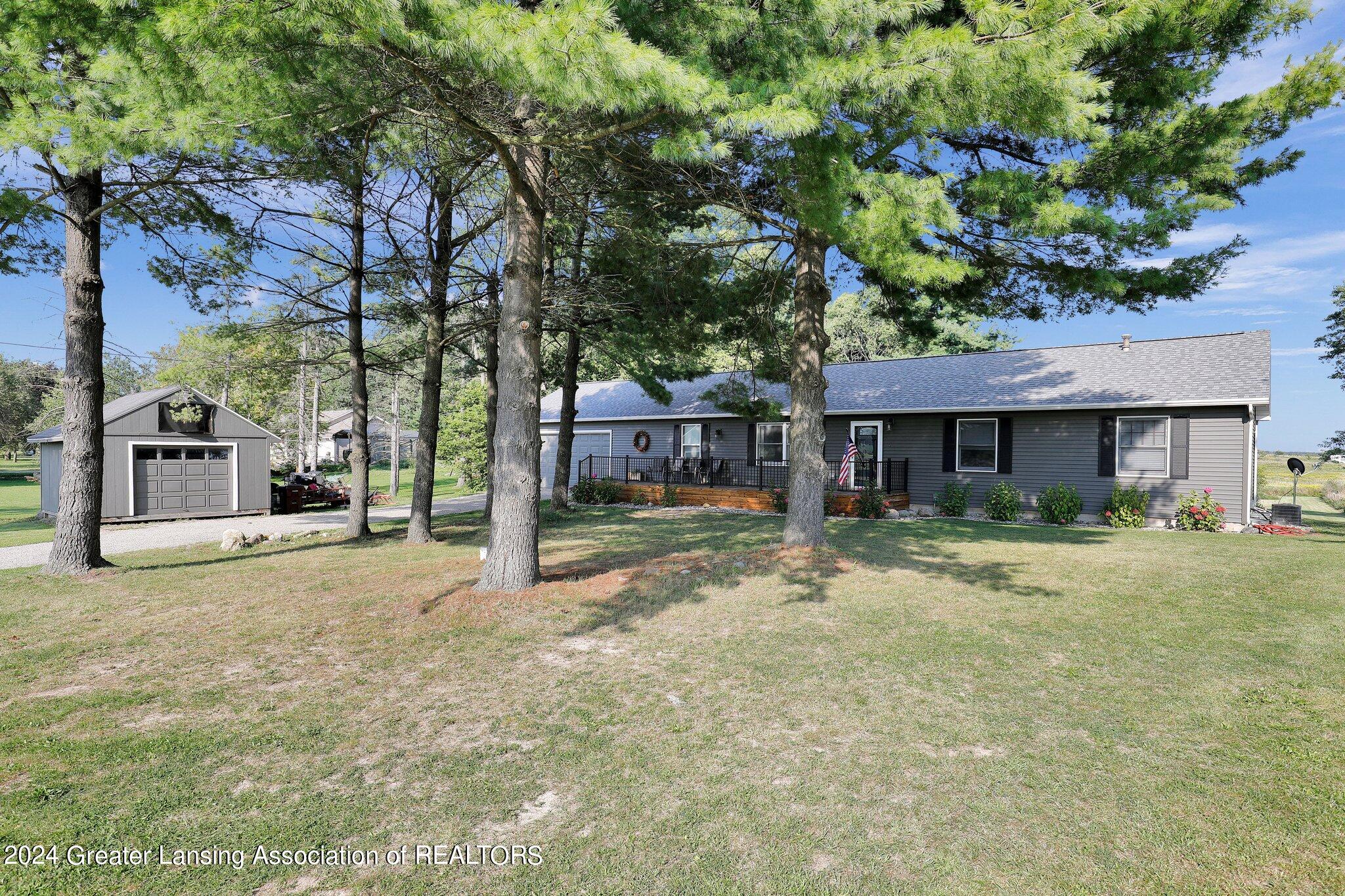 740 North Michigan Road Eaton Rapids, MI 48827 - Photo 2 of 26 2-web-or-mls-Open Ended Media-1
