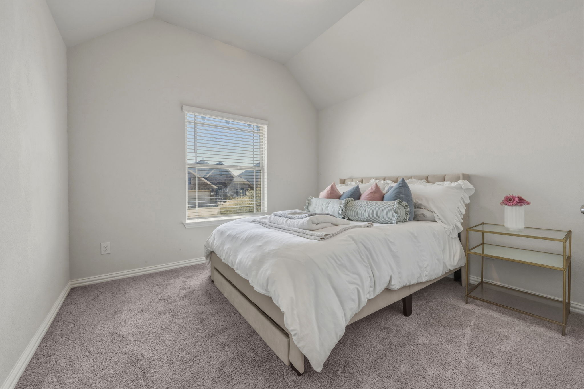 918 Leadtree Loop Buda, TX 78610 - Photo 25 of 27 Bedroom featuring carpet floors
