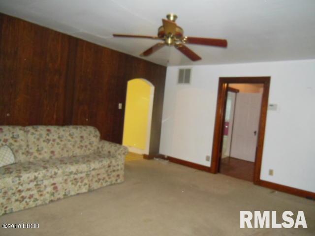 830 Clan Street Flora, IL 62839 - Photo 14 of 48 Gallery Image 14
