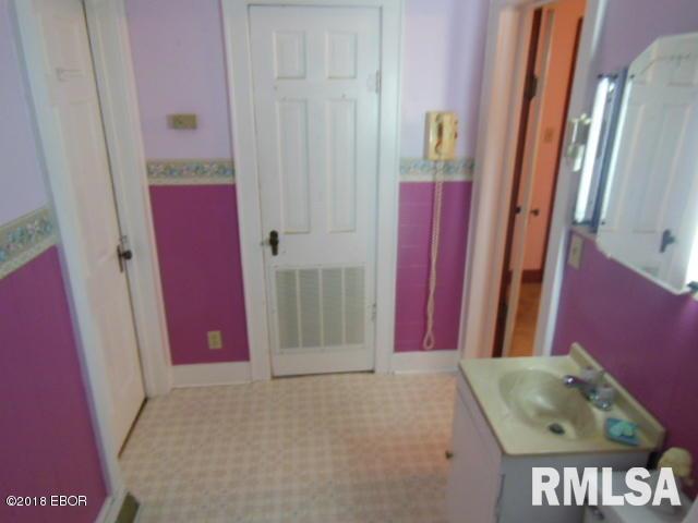 830 Clan Street Flora, IL 62839 - Photo 23 of 48 Gallery Image 23